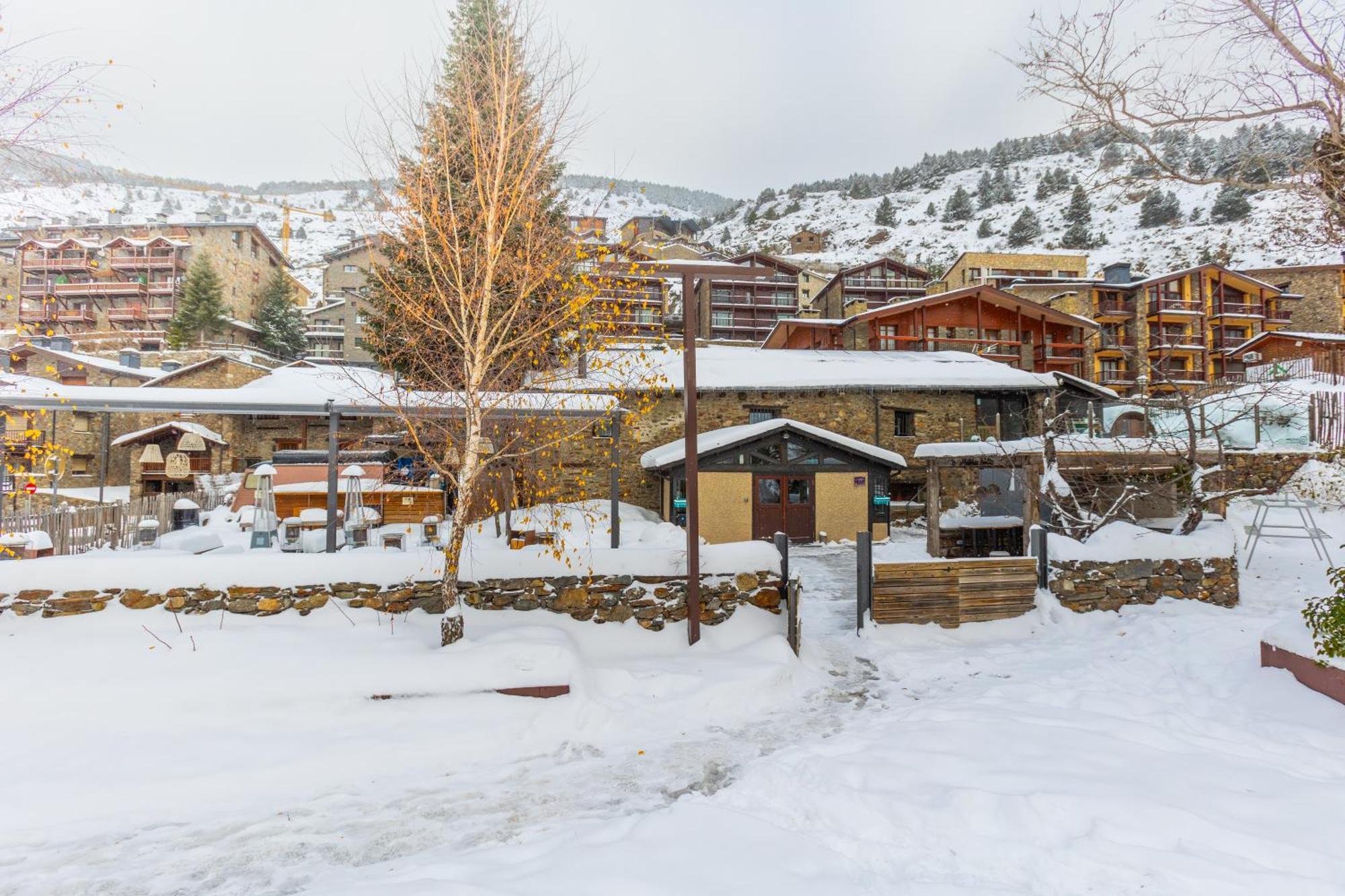 Mountain Hostel Tarter Exterior photo