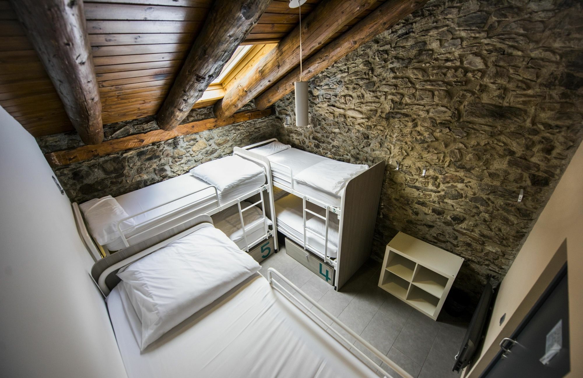 Mountain Hostel Tarter Exterior photo
