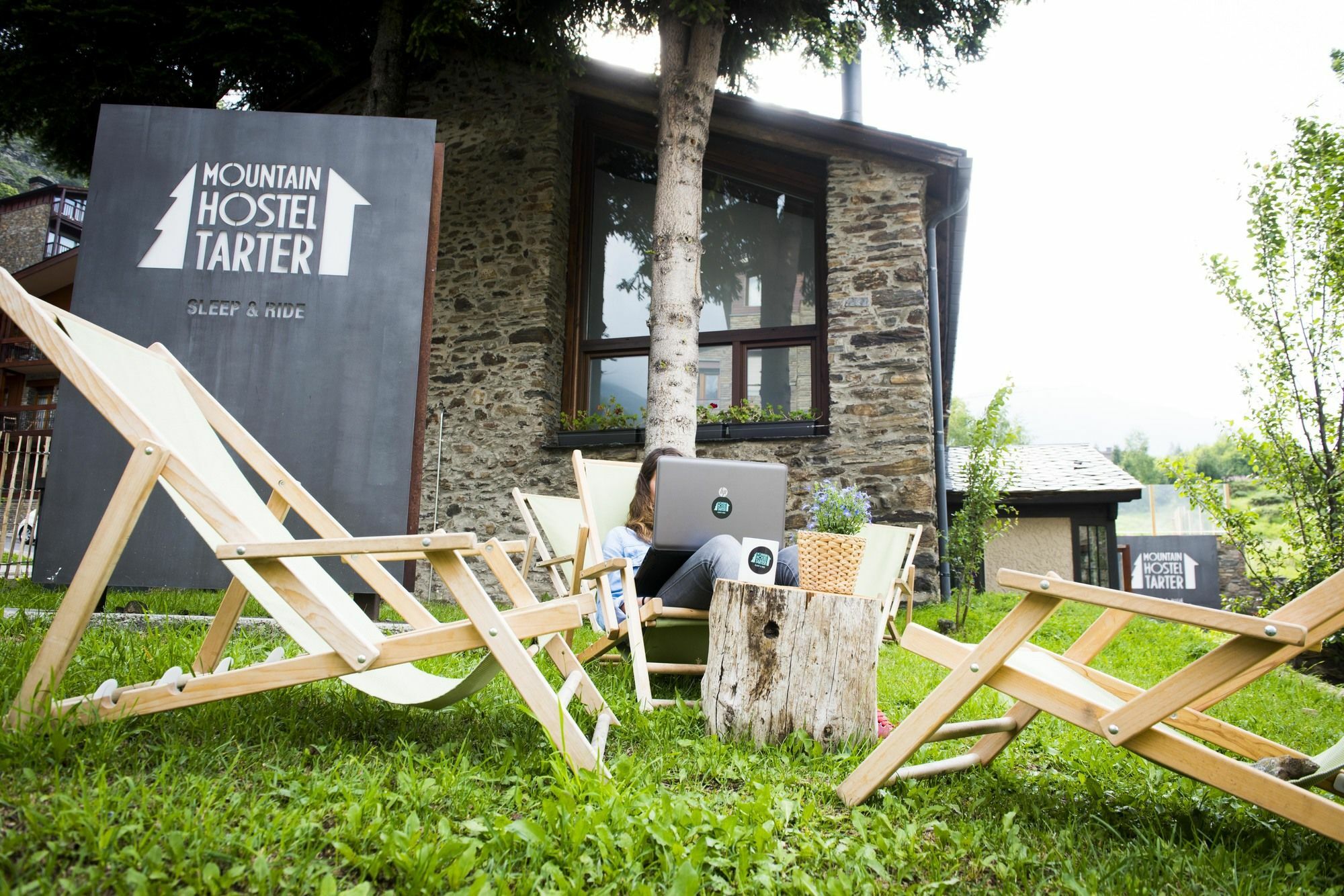 Mountain Hostel Tarter Exterior photo